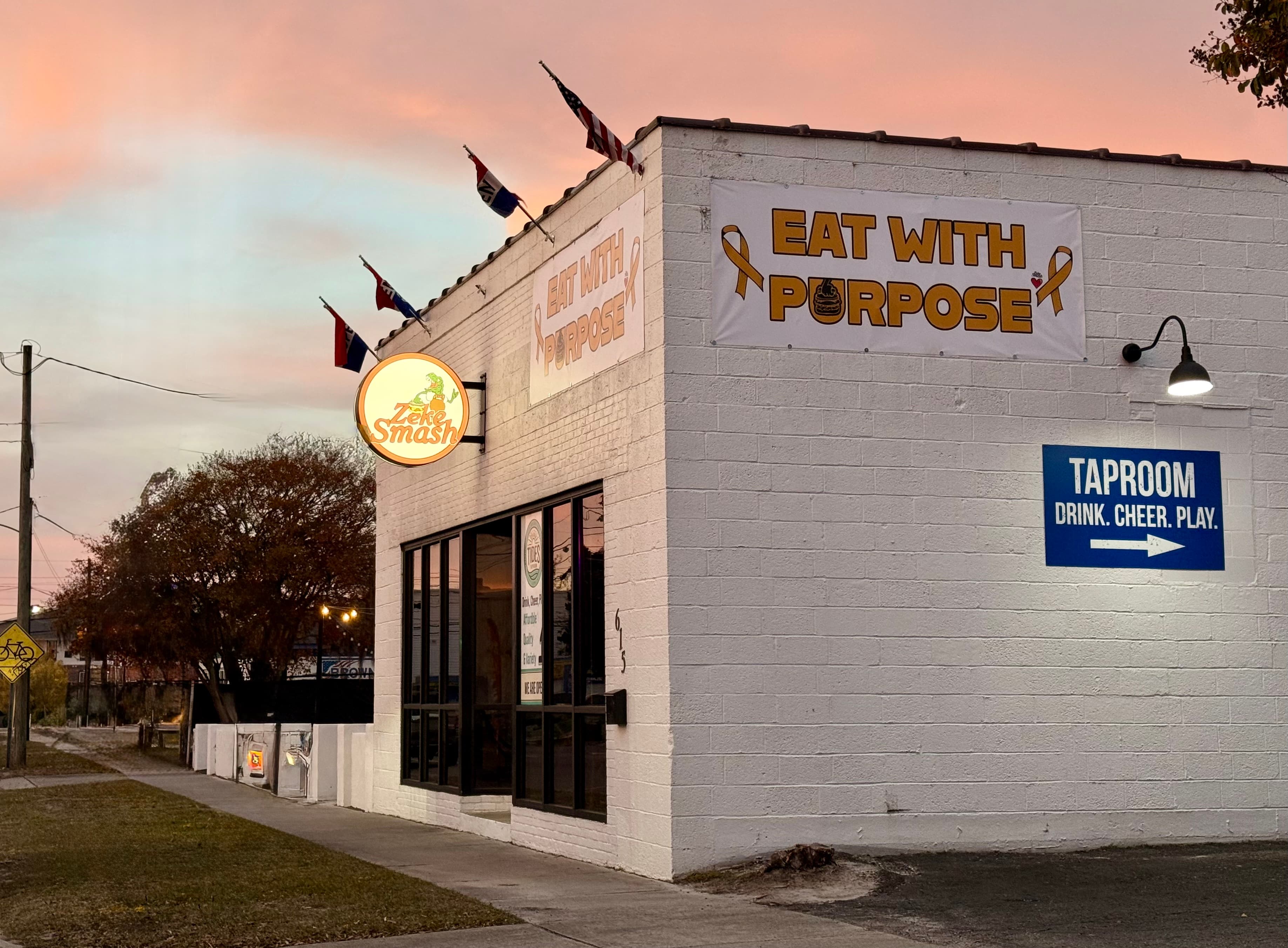 Zeke Smash Restaurant